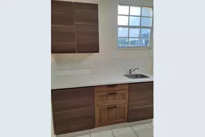 3680 NW 20 Ct #3, Miami, FL 33142 - Photo 3