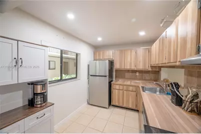 8065 SW 107th Ave #103, Miami, FL 33173 - Photo 11