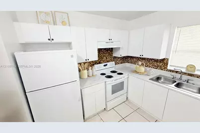 4160 NW 21st St #124D, Lauderhill, FL 33313 - Photo 15