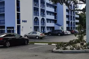9440 Fontainebleau Blvd, Miami, FL 33172 - Photo 5