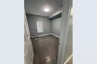 1128 NW 101st St #EAST, Miami, FL 33150 - Photo 13