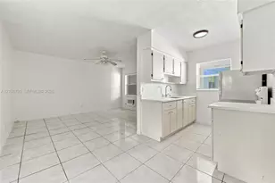 1951 SW 69th Ave, Pembroke Pines, FL 33023 - Photo 13
