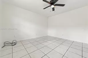 1951 SW 69th Ave, Pembroke Pines, FL 33023 - Photo 19