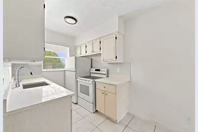 1951 SW 69th Ave #207, Pembroke Pines, FL 33023 - Photo 15
