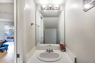 6870 SW 45th Ln, Miami, FL 33155 - Photo 11