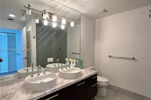 244 Biscayne Blvd, Miami, FL 33132 - Photo 15