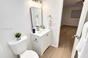 1050 Country Club Dr, Margate, FL 33063 - Photo 3