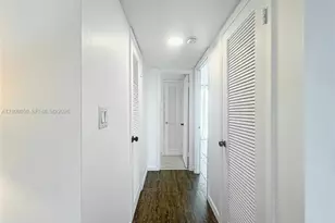7133 Bay Dr, Miami Beach, FL 33141 - Photo 5