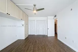 7133 Bay Dr, Miami Beach, FL 33141 - Photo 11