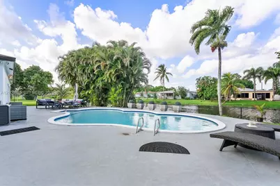 751 SW 54th Ave, Margate, FL 33068 - Photo 25