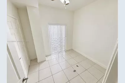 135 SW 6th Ave #207, Miami, FL 33130 - Photo 7