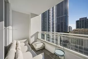 1080 Brickell Ave, Miami, FL 33131 - Photo 11