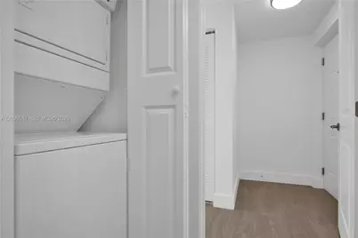 1620 NW 18th St #301, Miami, FL 33125 - Photo 15