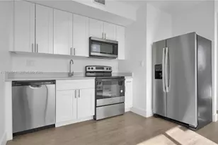 1620 NW 18th St, Miami, FL 33125 - Photo 9