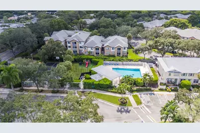 9807 NW 57th Mnr, Coral Springs, FL 33076 - Photo 37