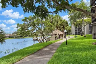 1101 Colony Point Cir, Pembroke Pines, FL 33026 - Photo 19