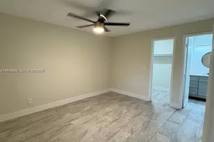 8737 NW 39th St, Sunrise, FL 33351 - Photo 9