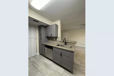 8737 NW 39th St #8737, Sunrise, FL 33351 - Photo 5