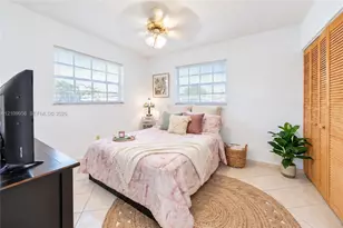 19503 SW 114th Pl, Miami, FL 33157 - Photo 9