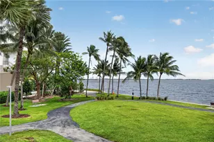 2 Grove Isle Dr, Miami, FL 33133 - Photo 67