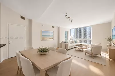 300 S Biscayne Blvd #T-1806, Miami, FL 33131 - Photo 5