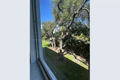 445 NE 195th St #326, Miami, FL 33179 - Photo 15