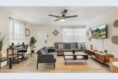 730 NE 58th St, Oakland Park, FL 33334 - Photo 13