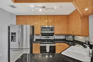 801 Brickell Key Blvd, Miami, FL 33131 - Photo 7
