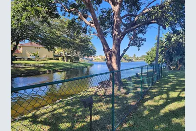 1794 NW 112th Ter, Coral Springs, FL 33071 - Photo 37