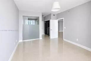 90 SW 3rd St, Miami, FL 33130 - Photo 7