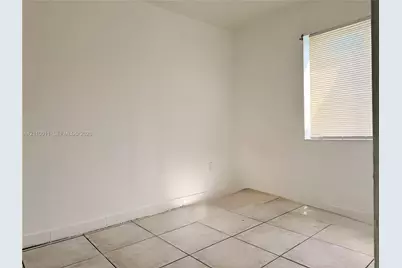 848 SW 5th St #101, Homestead, FL 33030 - Photo 11