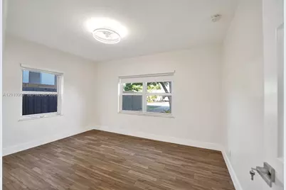 1224 NE 13th Ave #1, Fort Lauderdale, FL 33304 - Photo 11