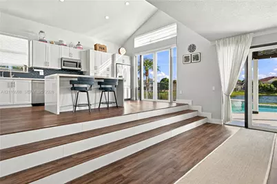 15802 NW 14th Mnr, Pembroke Pines, FL 33028 - Photo 15