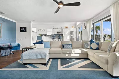 15802 NW 14th Mnr, Pembroke Pines, FL 33028 - Photo 17