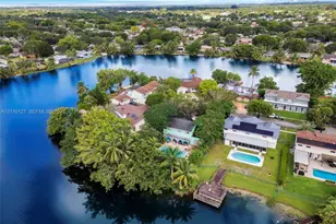 10164 SW 52nd St, Cooper City, FL 33328 - Photo 5
