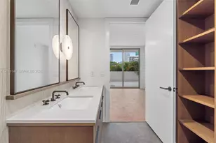 2200 Brickell Ave, Miami, FL 33129 - Photo 27