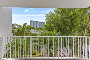 2851 NE 183rd St, Aventura, FL 33160 - Photo 3