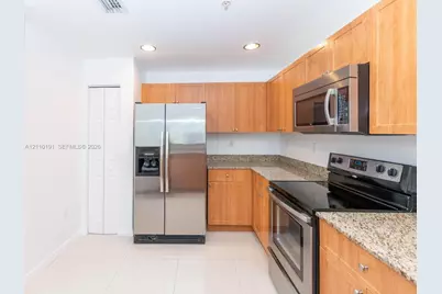 8999 NW 107 Ct #218-1, Miami, FL 33178 - Photo 15