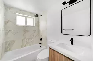 1035 9th St, Miami Beach, FL 33139 - Photo 9