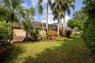 8348 NW 44th St, Coral Springs, FL 33065 - Photo 39