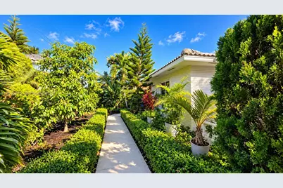 2036 Sharon St, Boca Raton, FL 33486 - Photo 3