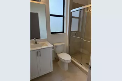 21000 NE 2nd Ct, Miami, FL 33179 - Photo 25