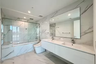 1170 E Hallandale Beach Blvd, Hallandale Beach, FL 33009 - Photo 9