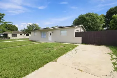 20611 NW 23rd Ct, Miami Gardens, FL 33056 - Photo 15