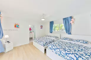 614 S Crescent Dr, Hollywood, FL 33021 - Photo 33