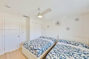 614 S Crescent Dr, Hollywood, FL 33021 - Photo 21