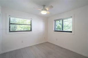 3265 Virginia St, Miami, FL 33133 - Photo 15
