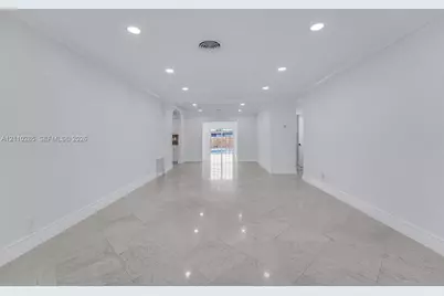 2005 N 36th Ave, Hollywood, FL 33021 - Photo 3