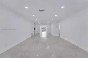 2005 N 36th Ave, Hollywood, FL 33021 - Photo 3