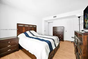 18041 Biscayne Blvd, Aventura, FL 33160 - Photo 11